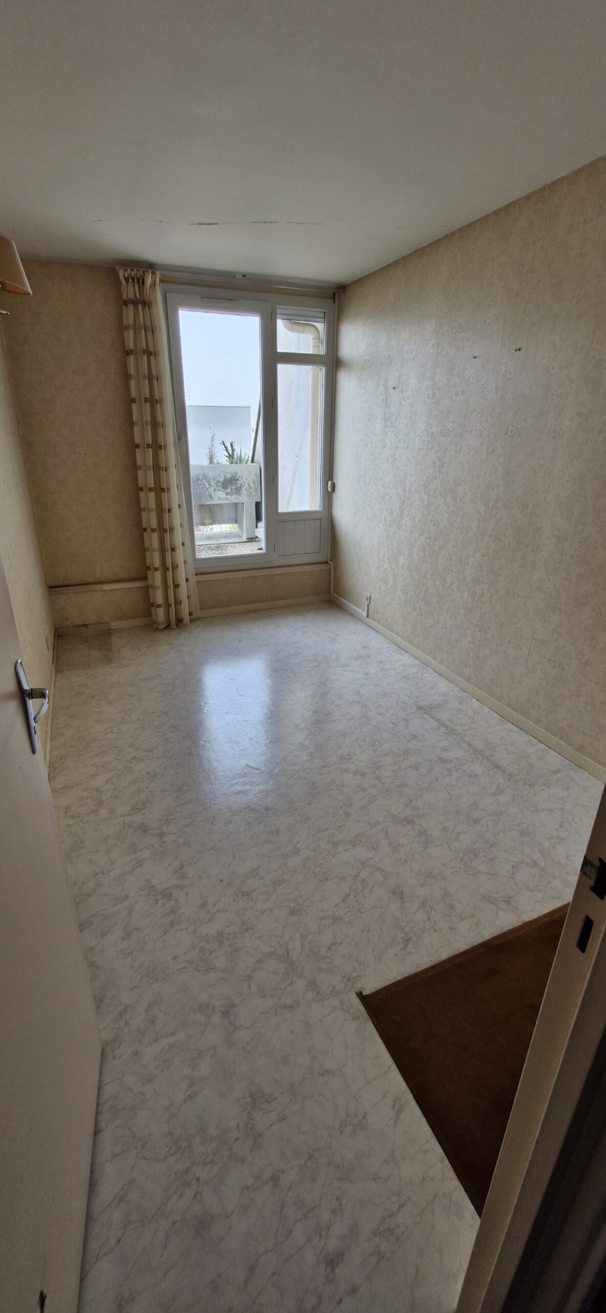 Chambre avant rénovation